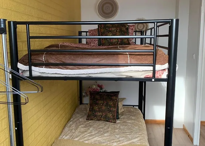 36 Maison Entiere,place Parking Devant Garage Dunkirk