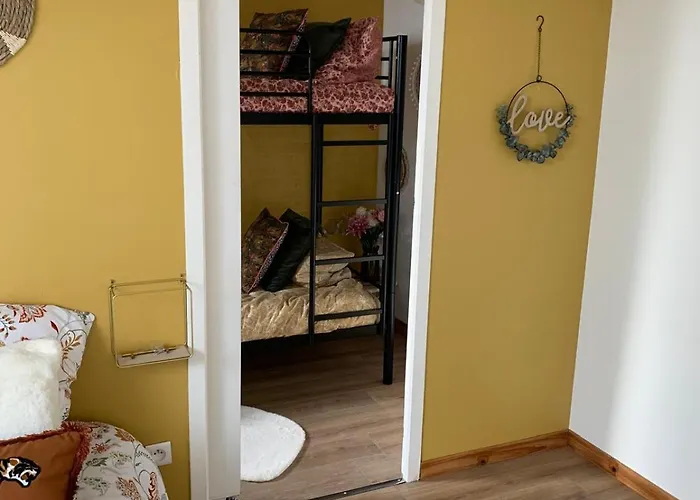 Holiday home 36 Maison Entiere,place Parking Devant Garage